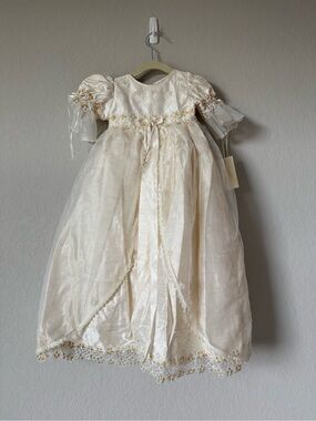 Ivory Tulle & Lace infant Christening Gown 6 months Delicate Embroidered Detail